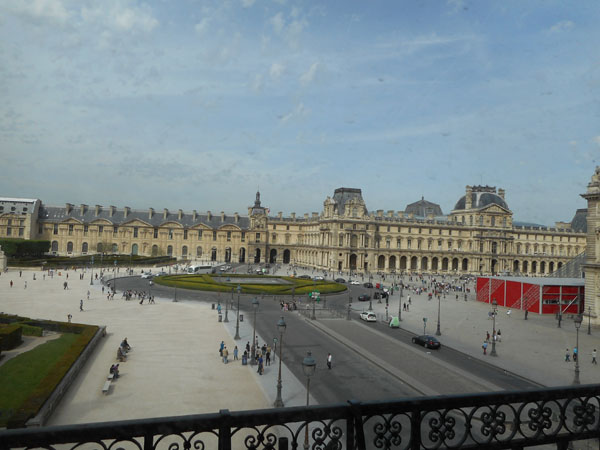 louvre