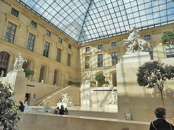 louvre