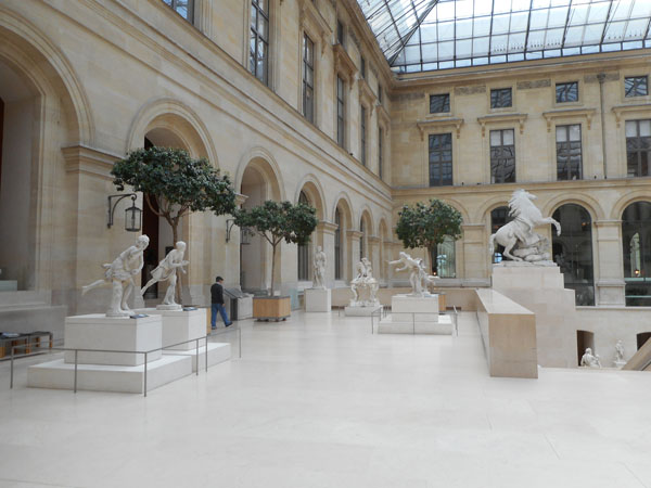 louvre