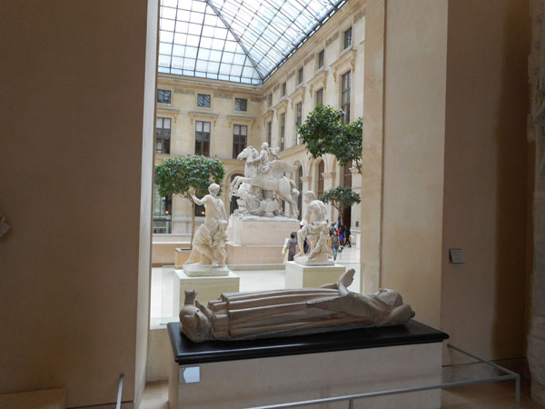 louvre